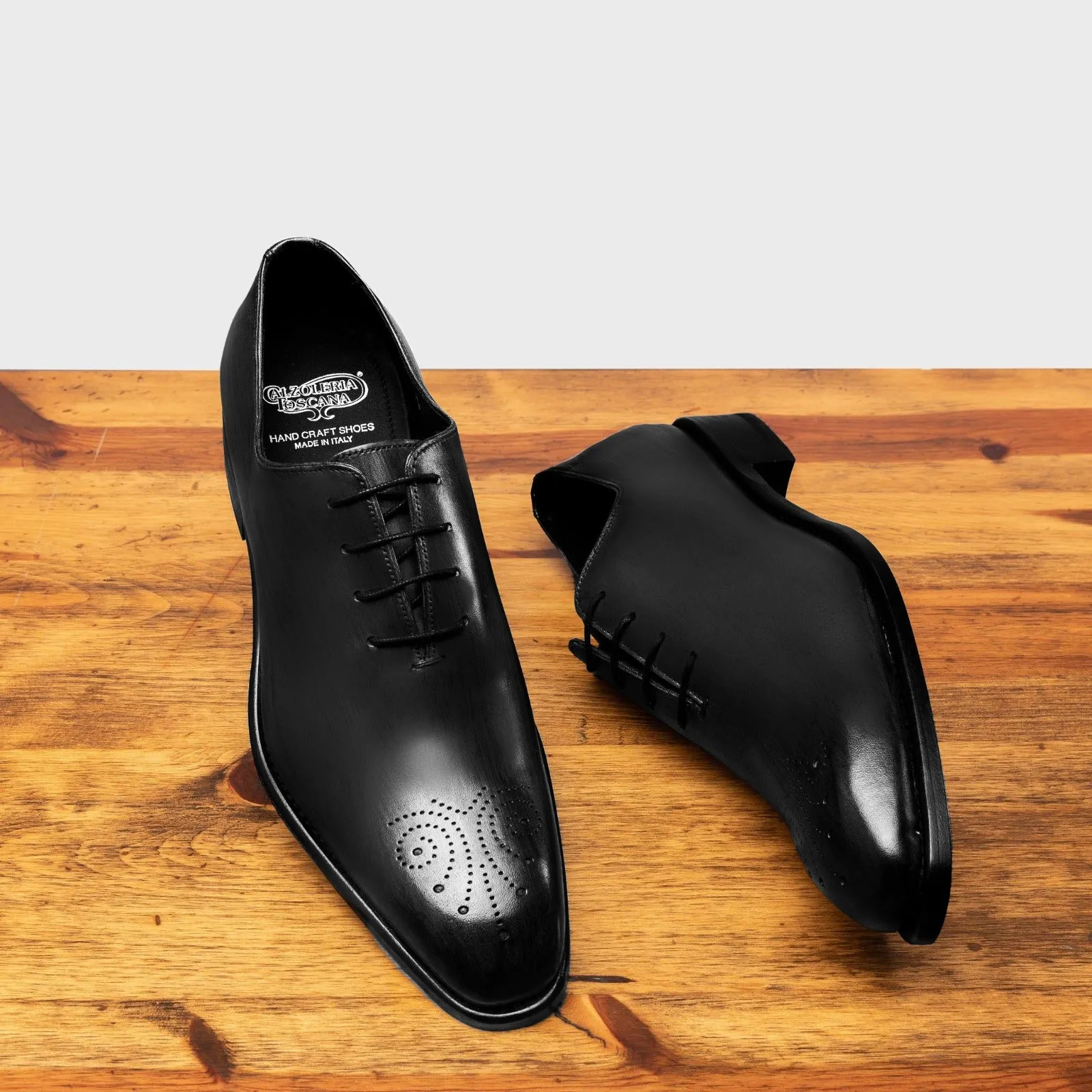 4633 Calzoleria Toscana Cayenne Calf Wholecut Balmoral