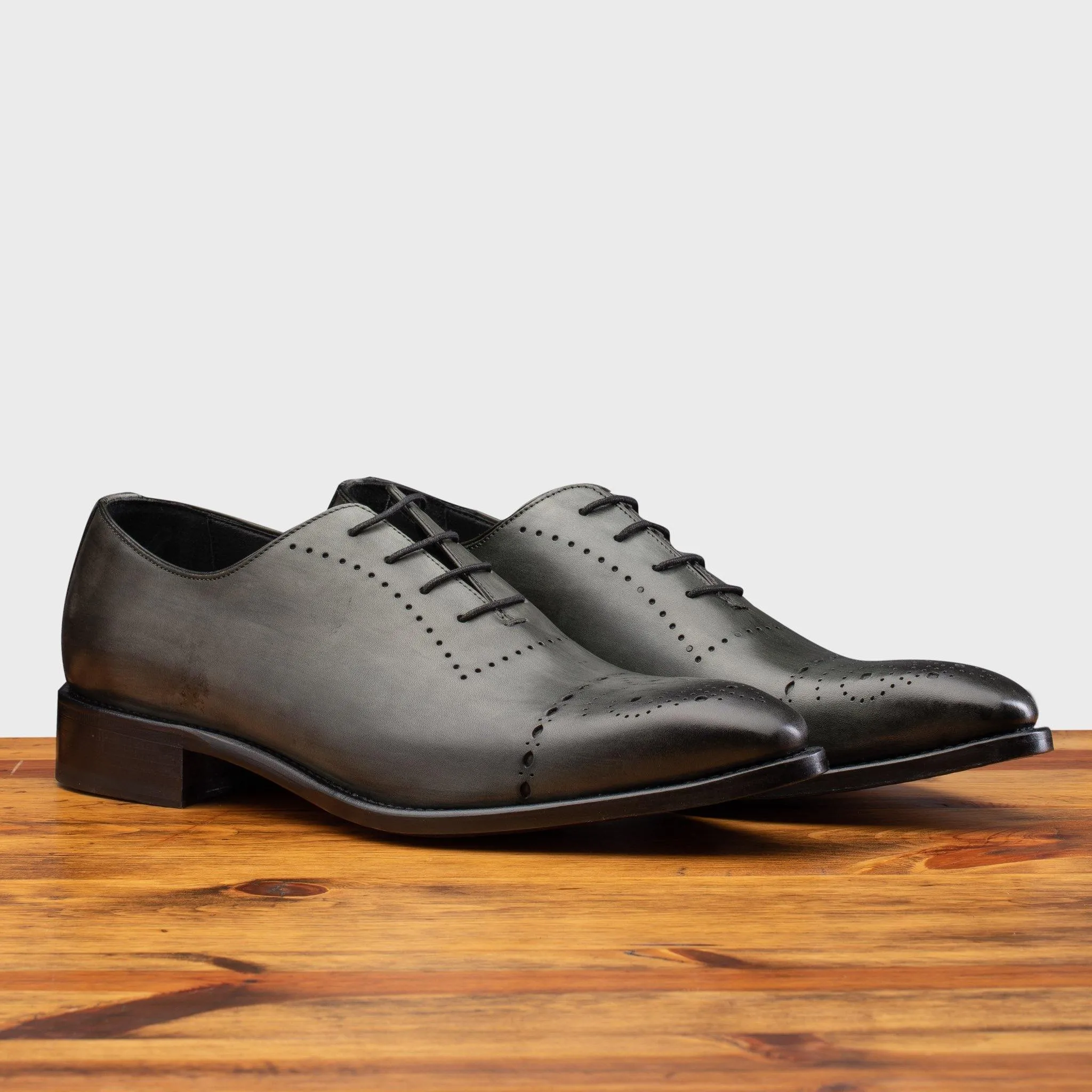 5246 Calzoleria Toscana Wholecut Lace-Up