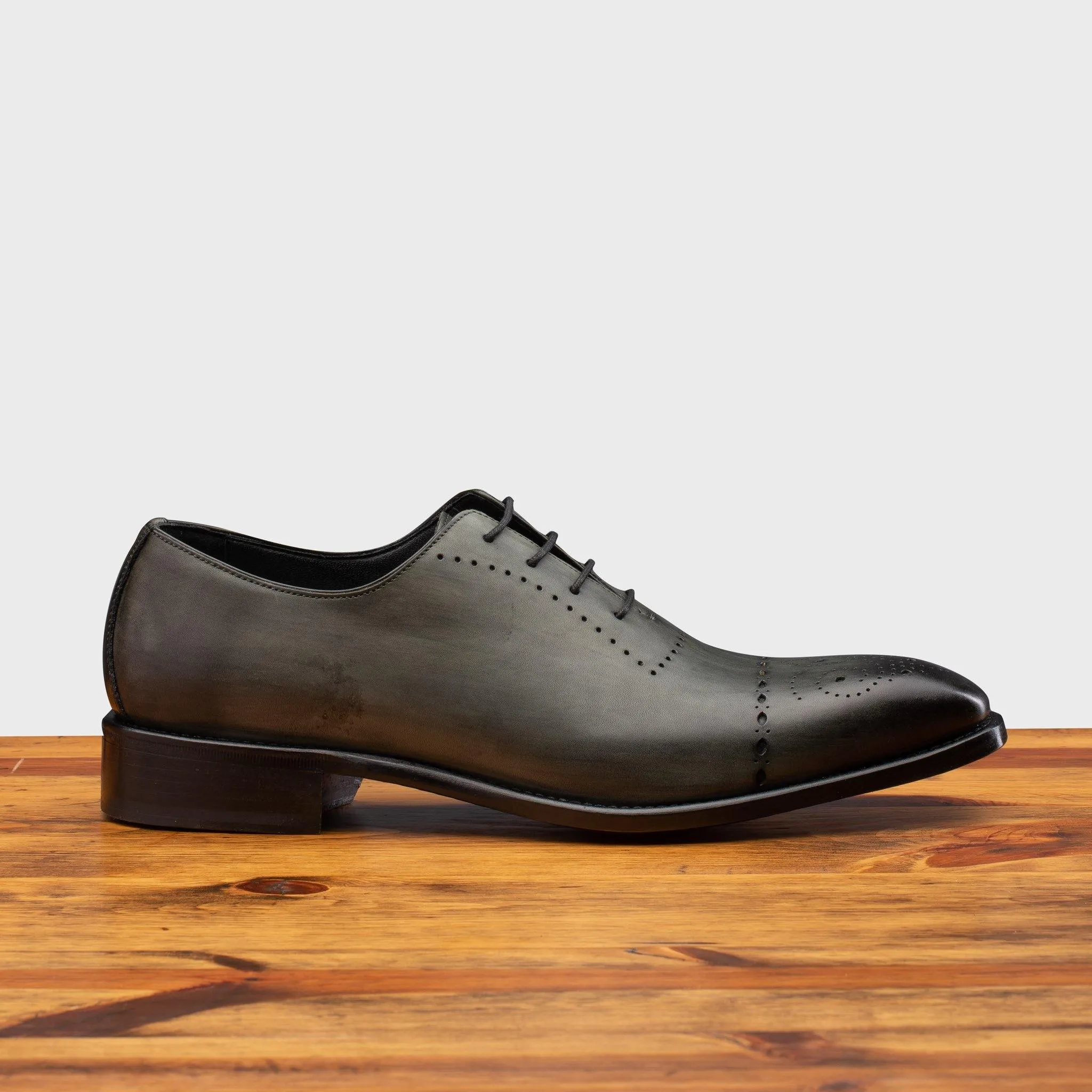 5246 Calzoleria Toscana Wholecut Lace-Up