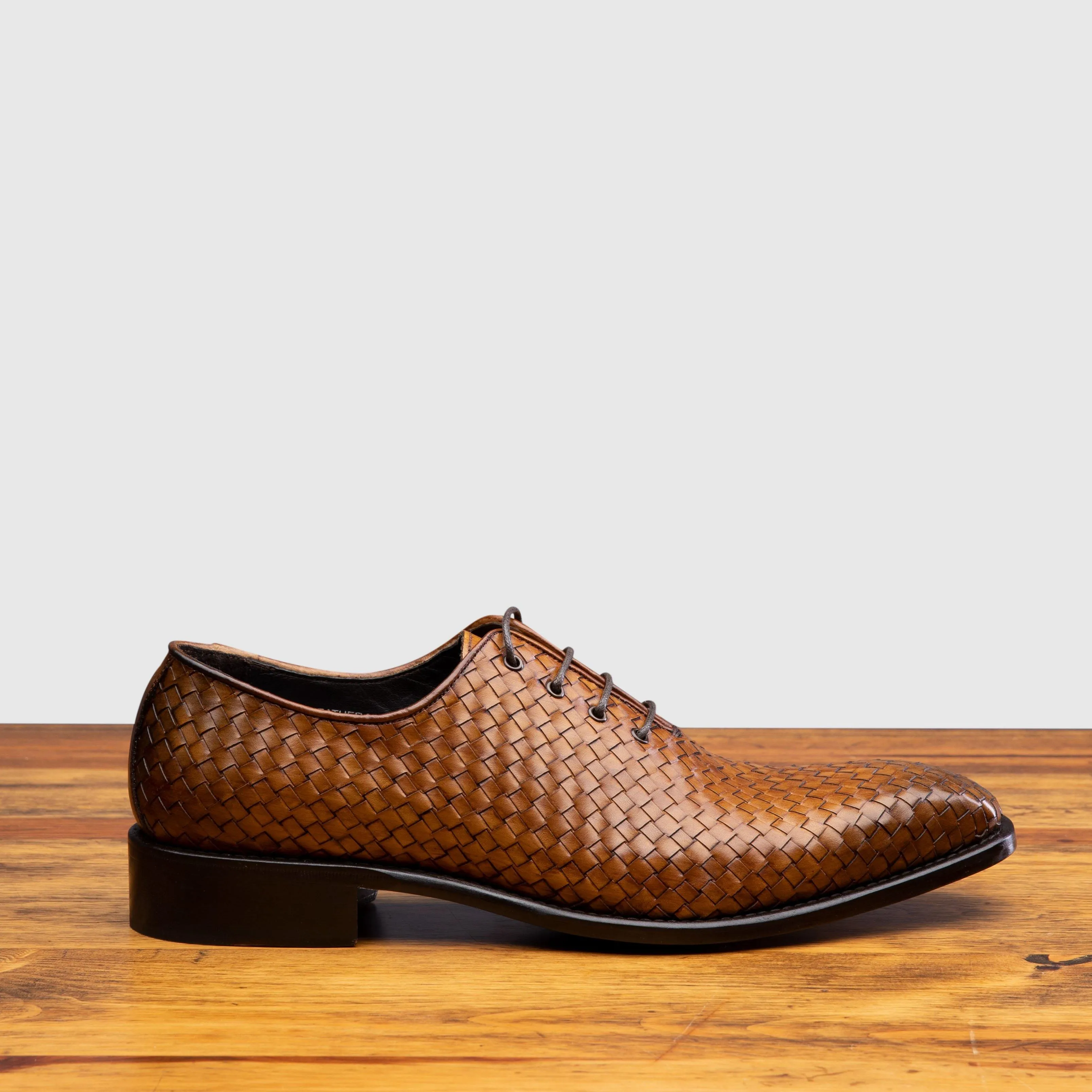 5373 Calzoleria Toscana Woven Lace-Up