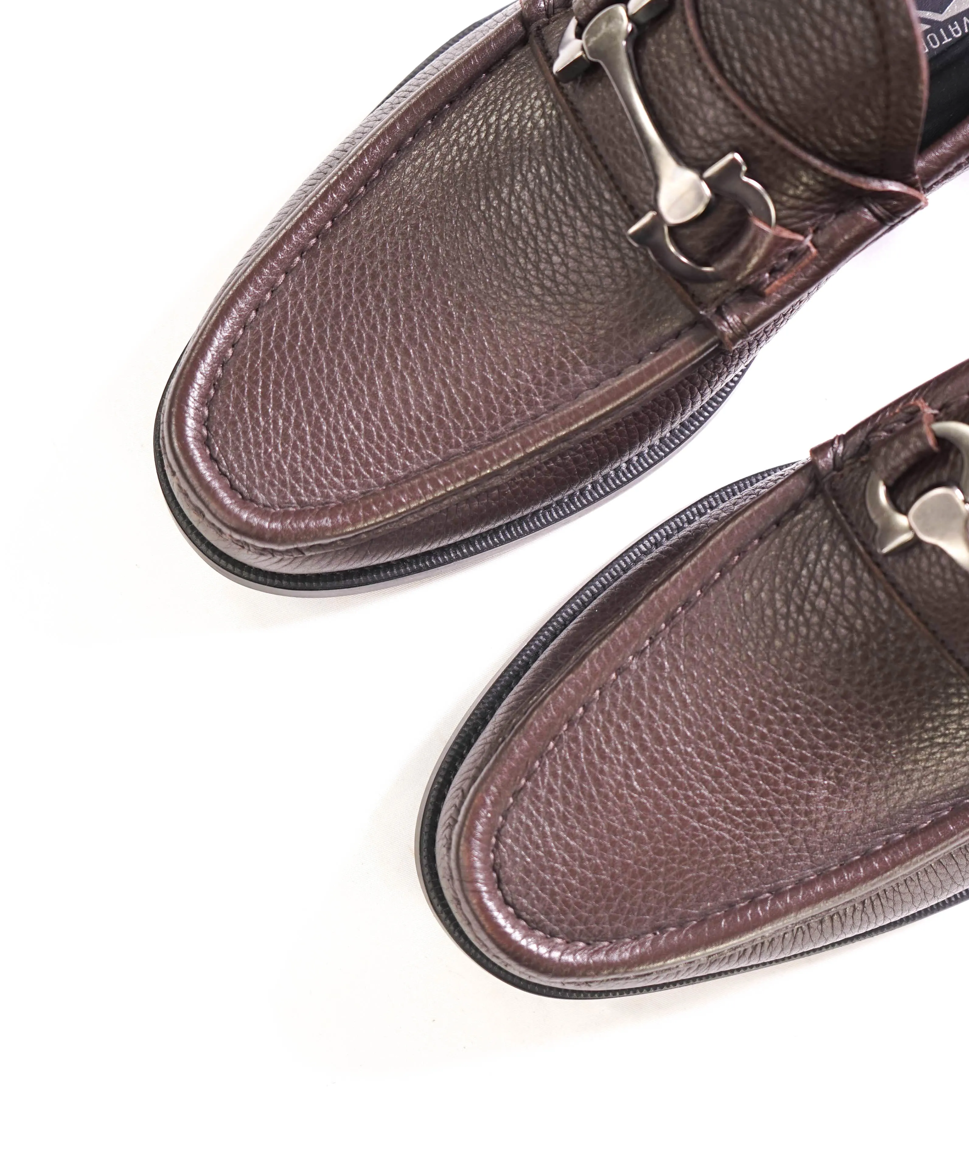 $850 SALVATORE FERRAGAMO - “BOLD" Gancini Bit Loafer Brown Leather - 9.5 D