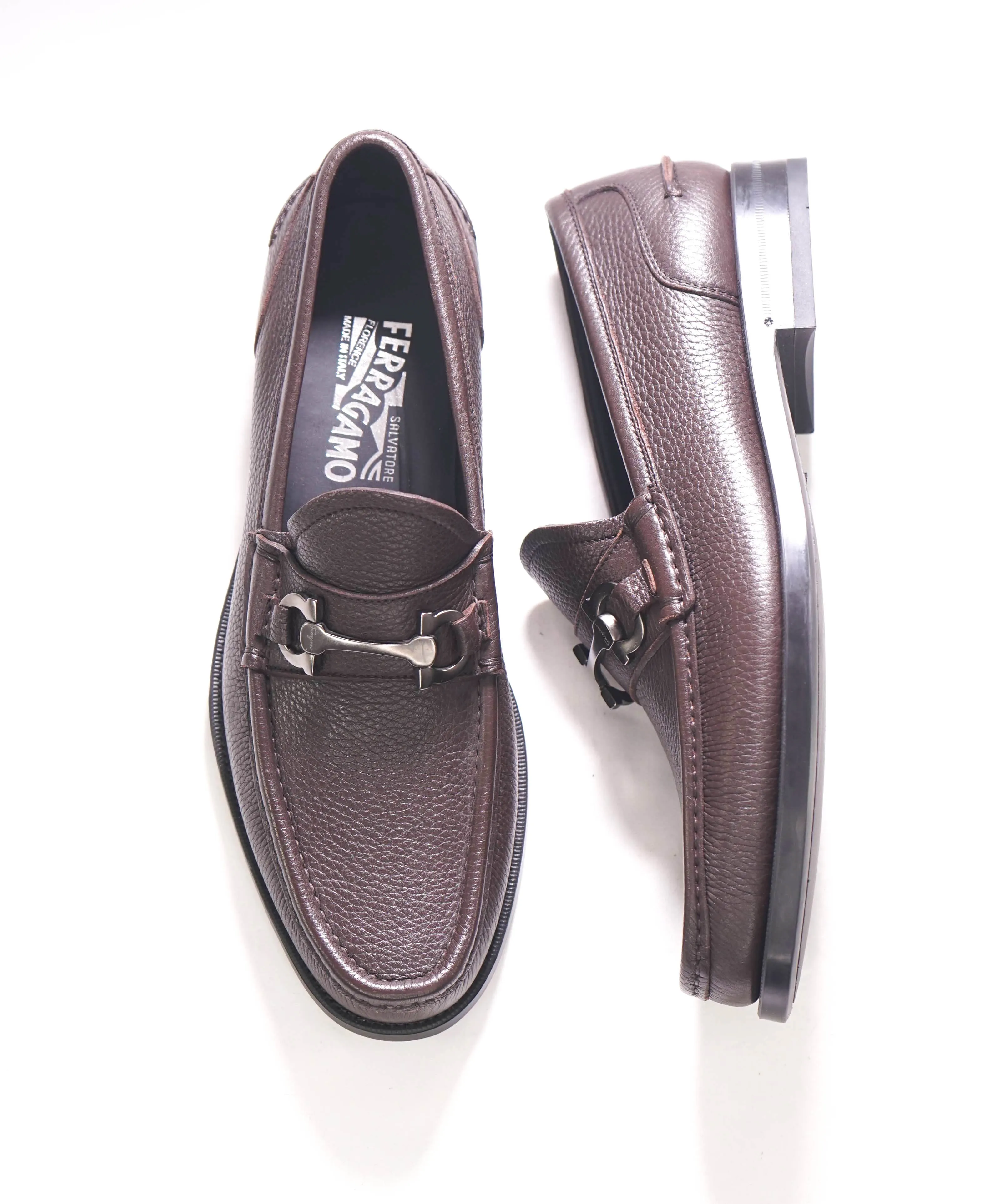 $850 SALVATORE FERRAGAMO - “BOLD" Gancini Bit Loafer Brown Leather - 9.5 D