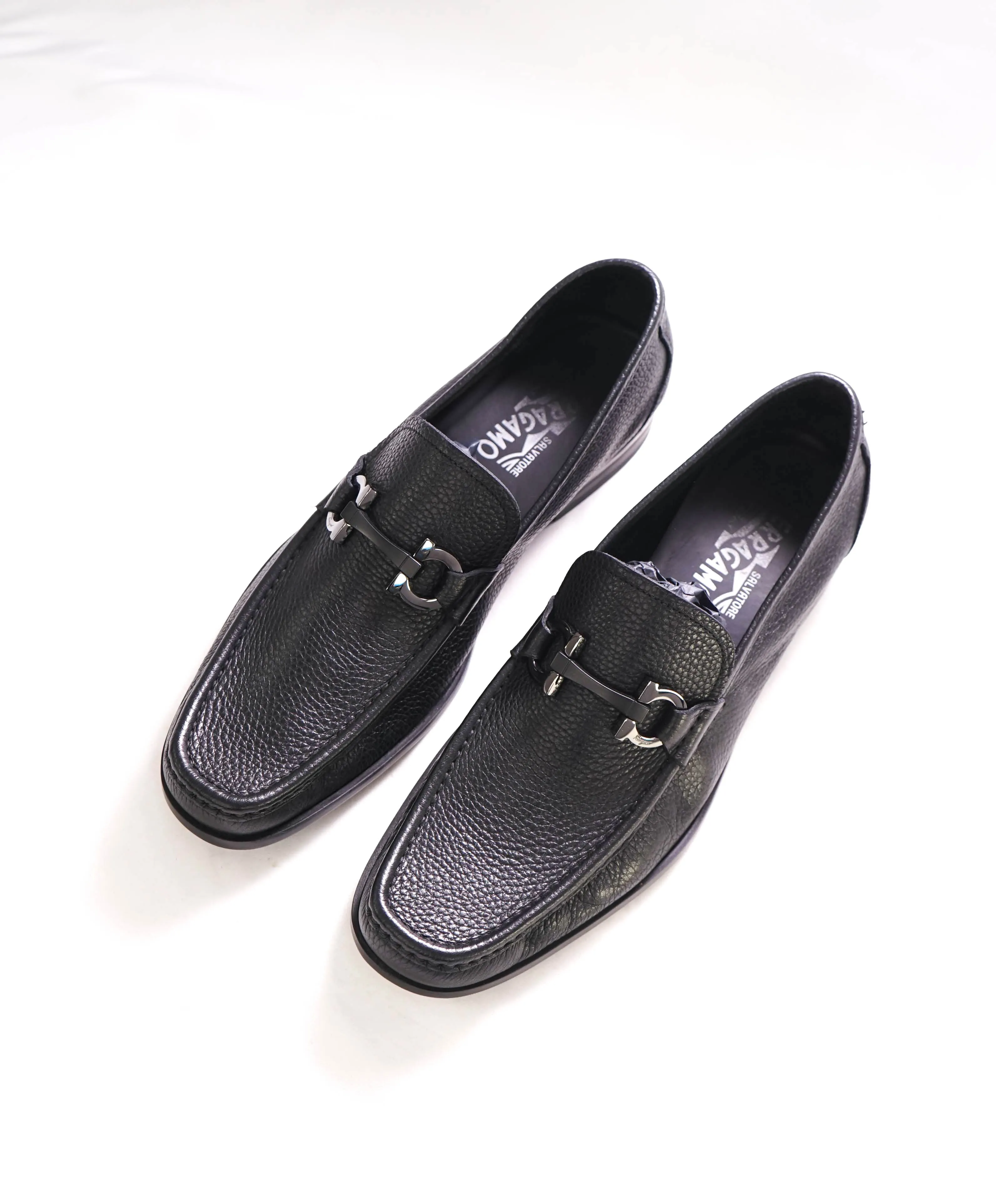 $850 SALVATORE FERRAGAMO - “GRANDIOSO" Gancini Bit Loafer Black Leather - 9.5 D