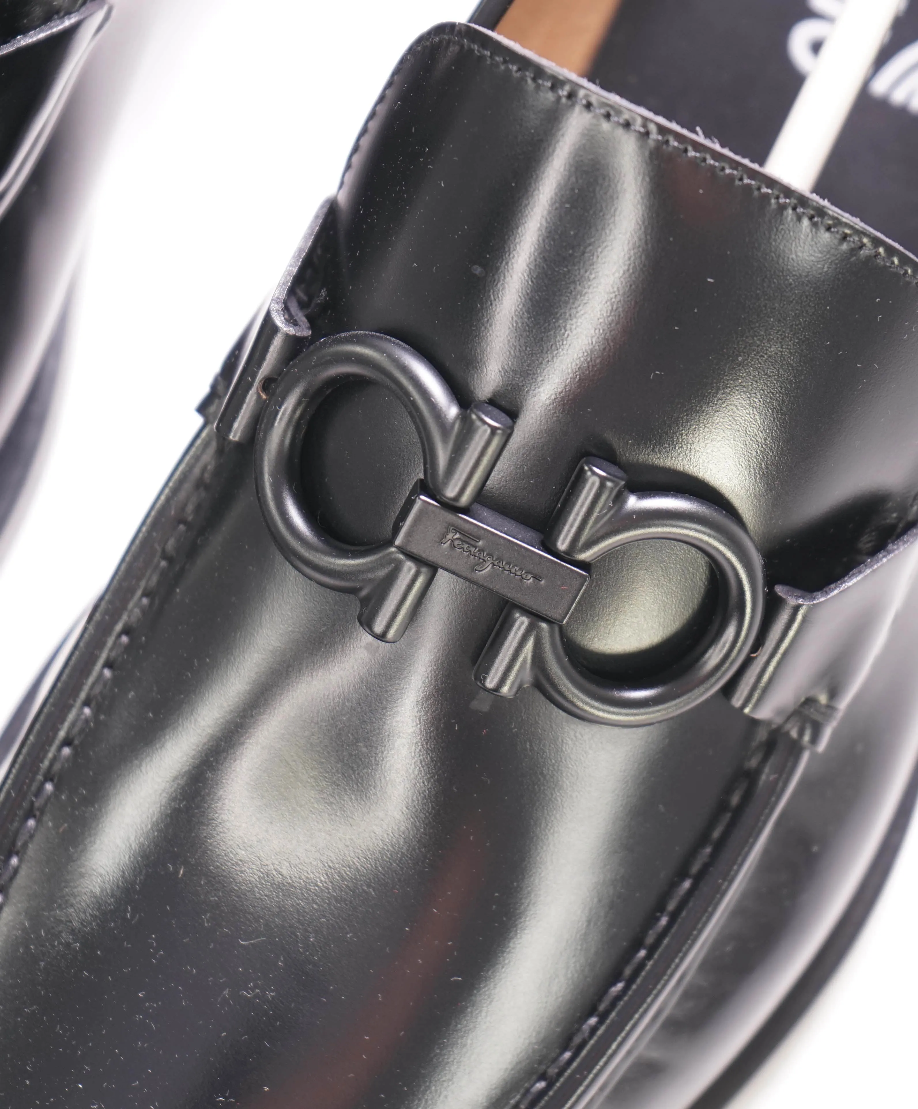 $850 SALVATORE FERRAGAMO - “ROLO" Gancini Bit Loafer Black Leather - 12 D US