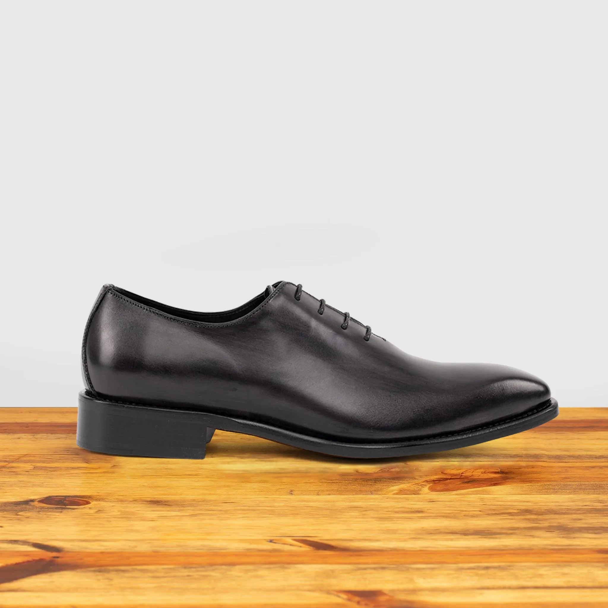 9973 Calzoleria Toscana Wholecut Oxford