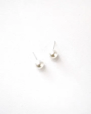 Amelia Pearl Earring