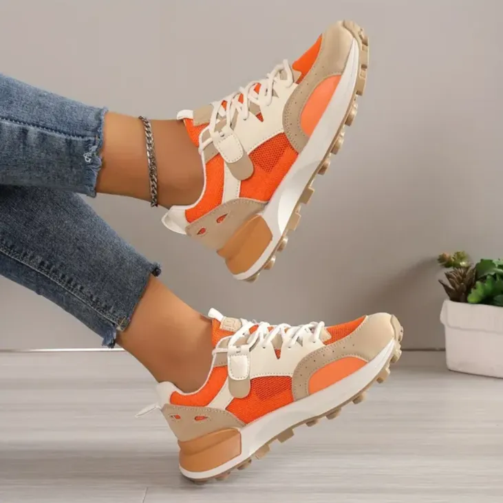 AMY | Fashionable Women's Shoe with Supportive Sole