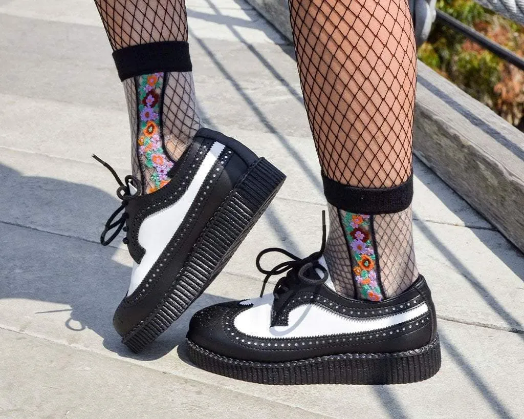 Black & White Wingtip TUKskin™ Viva Low Creeper