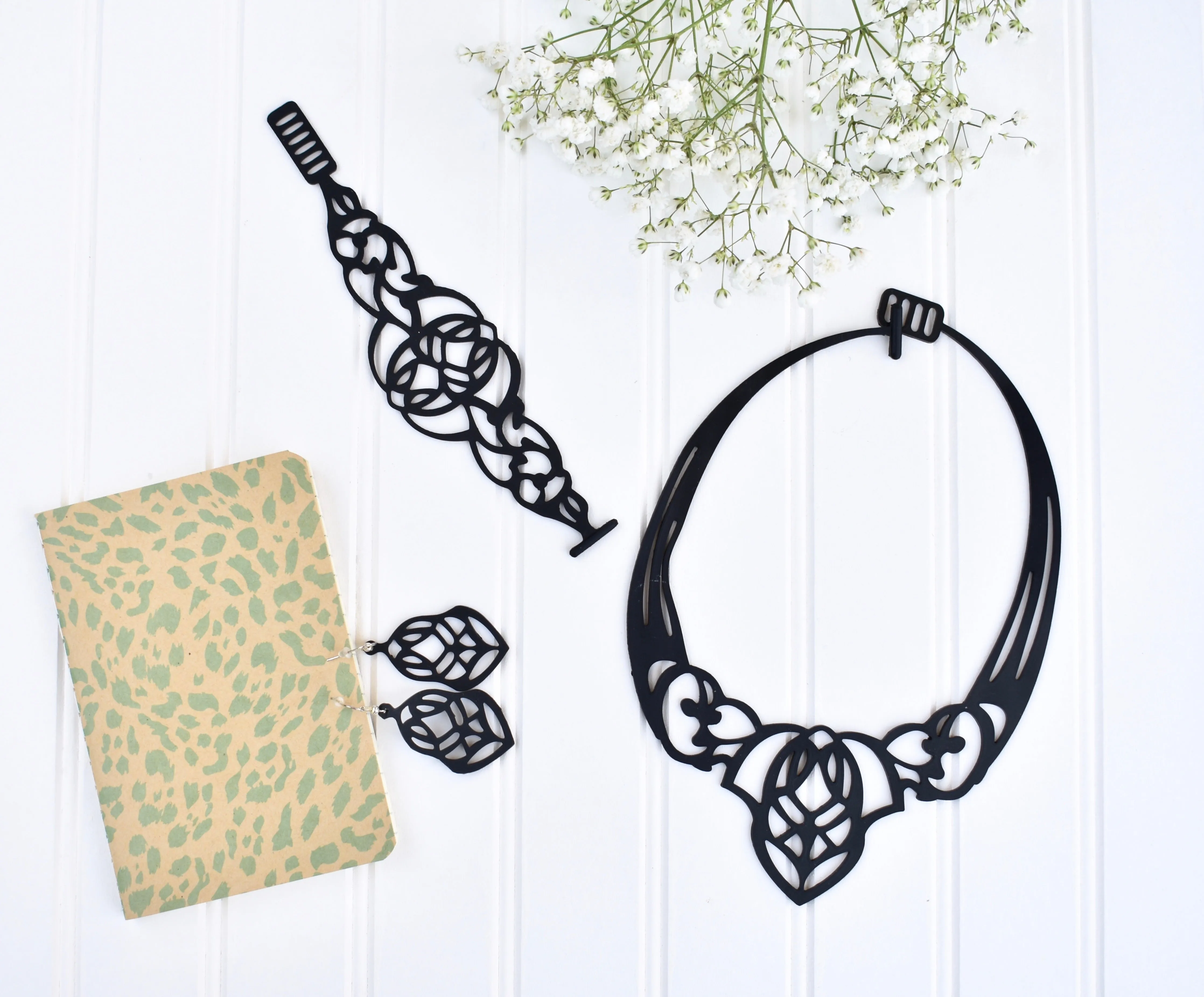 Brave Necklace