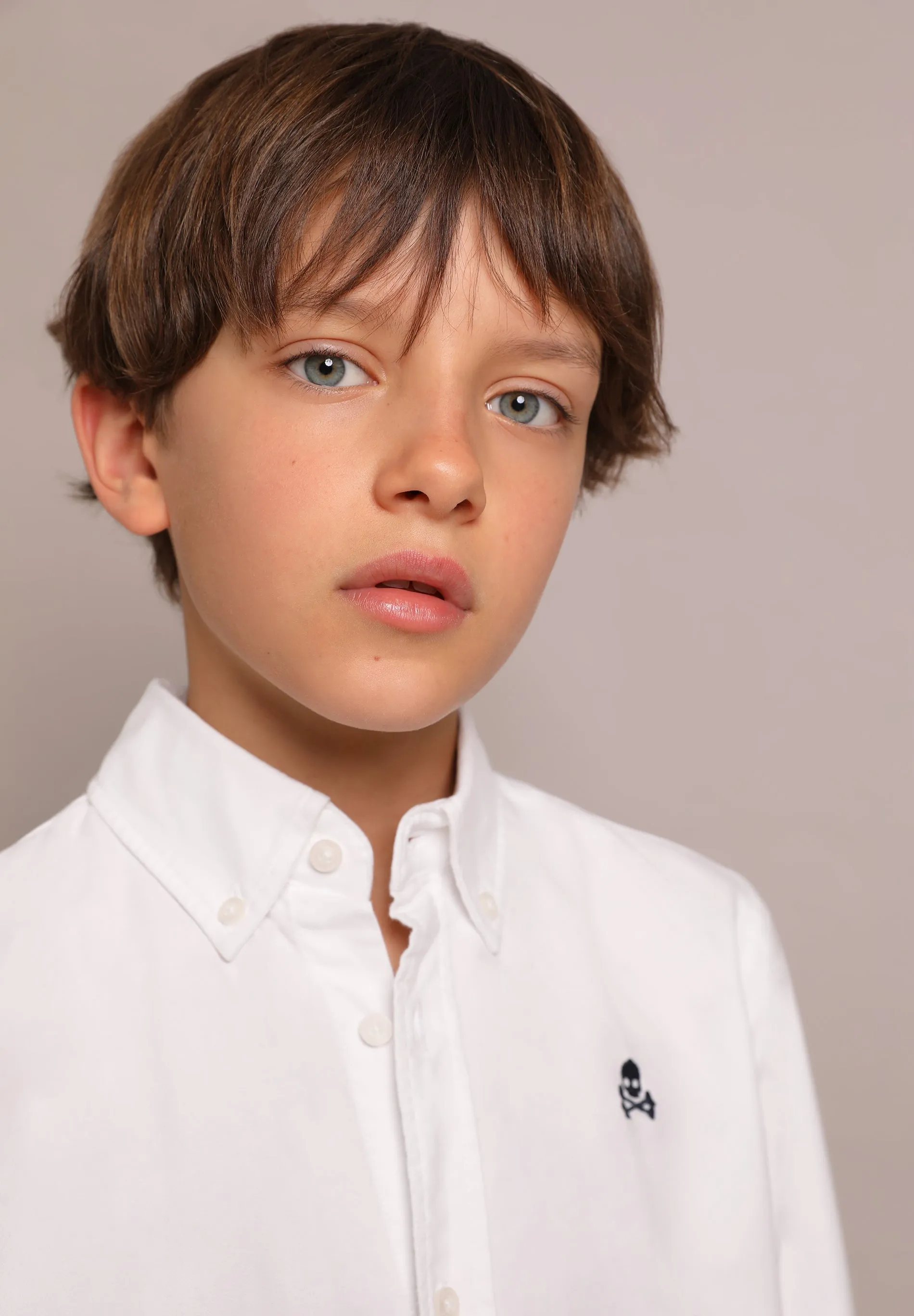 CAMISA OXFORD COLARINHO BOTÕES
