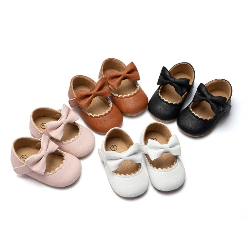 Classic Baby Girl Shoes: Newborn & Infant