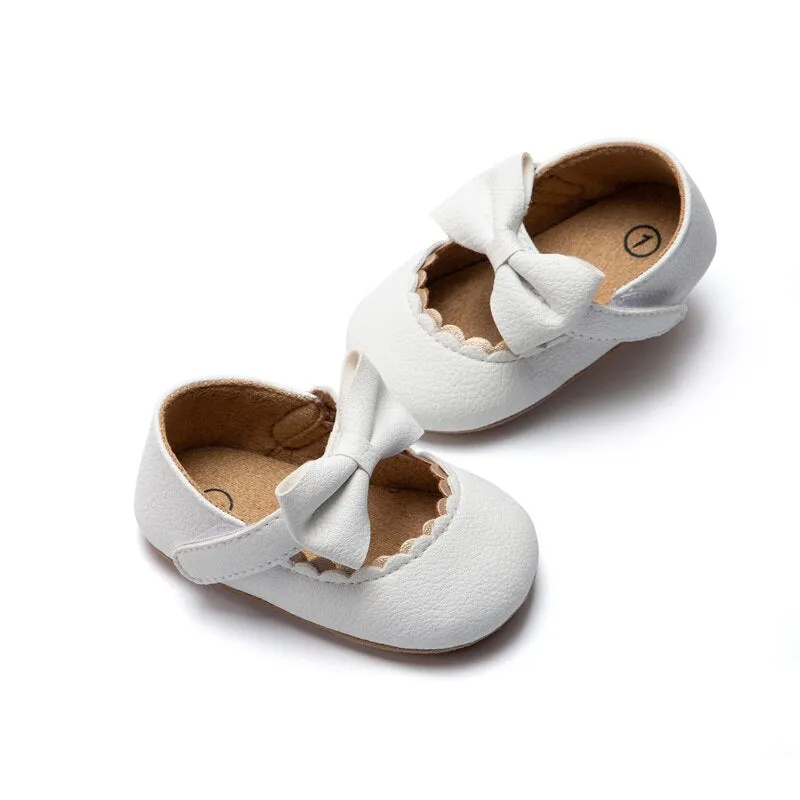 Classic Baby Girl Shoes: Newborn & Infant
