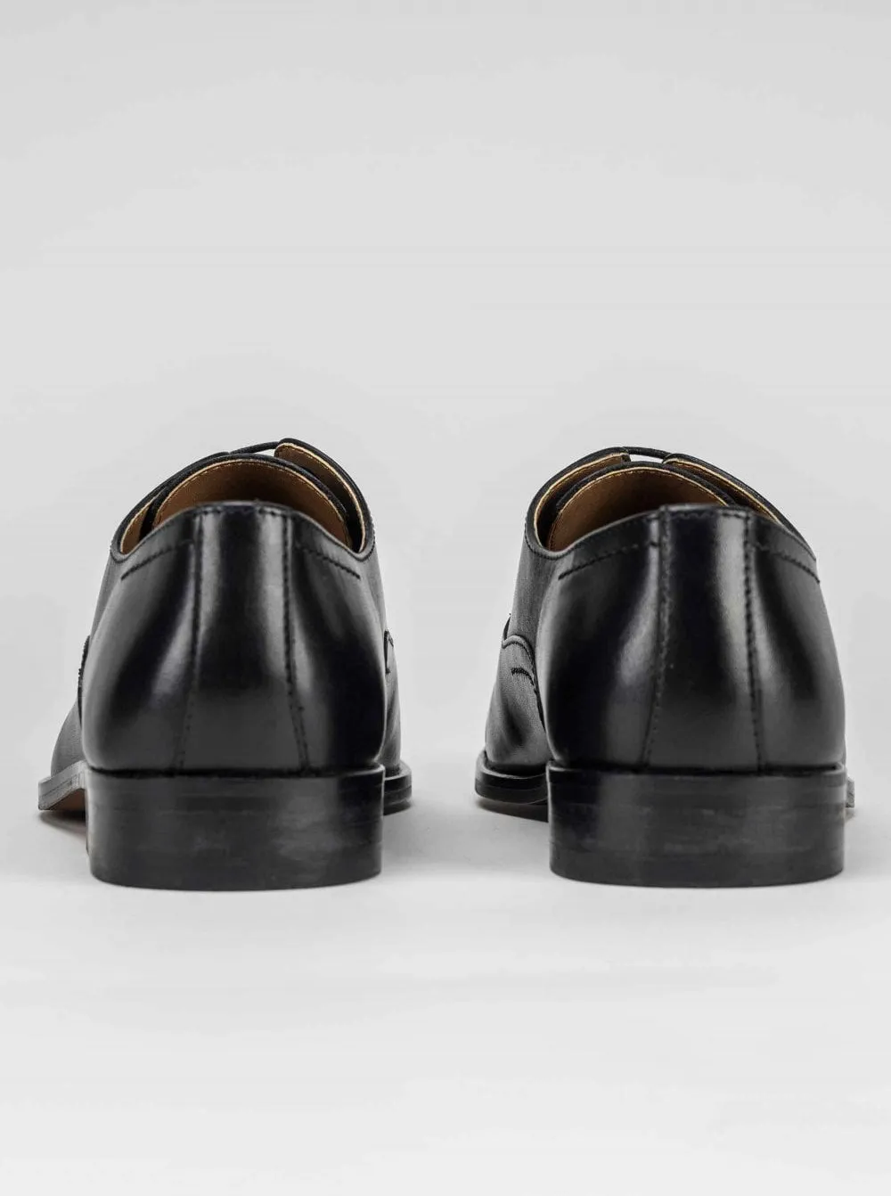 Garcia Oxford Shoe in Black