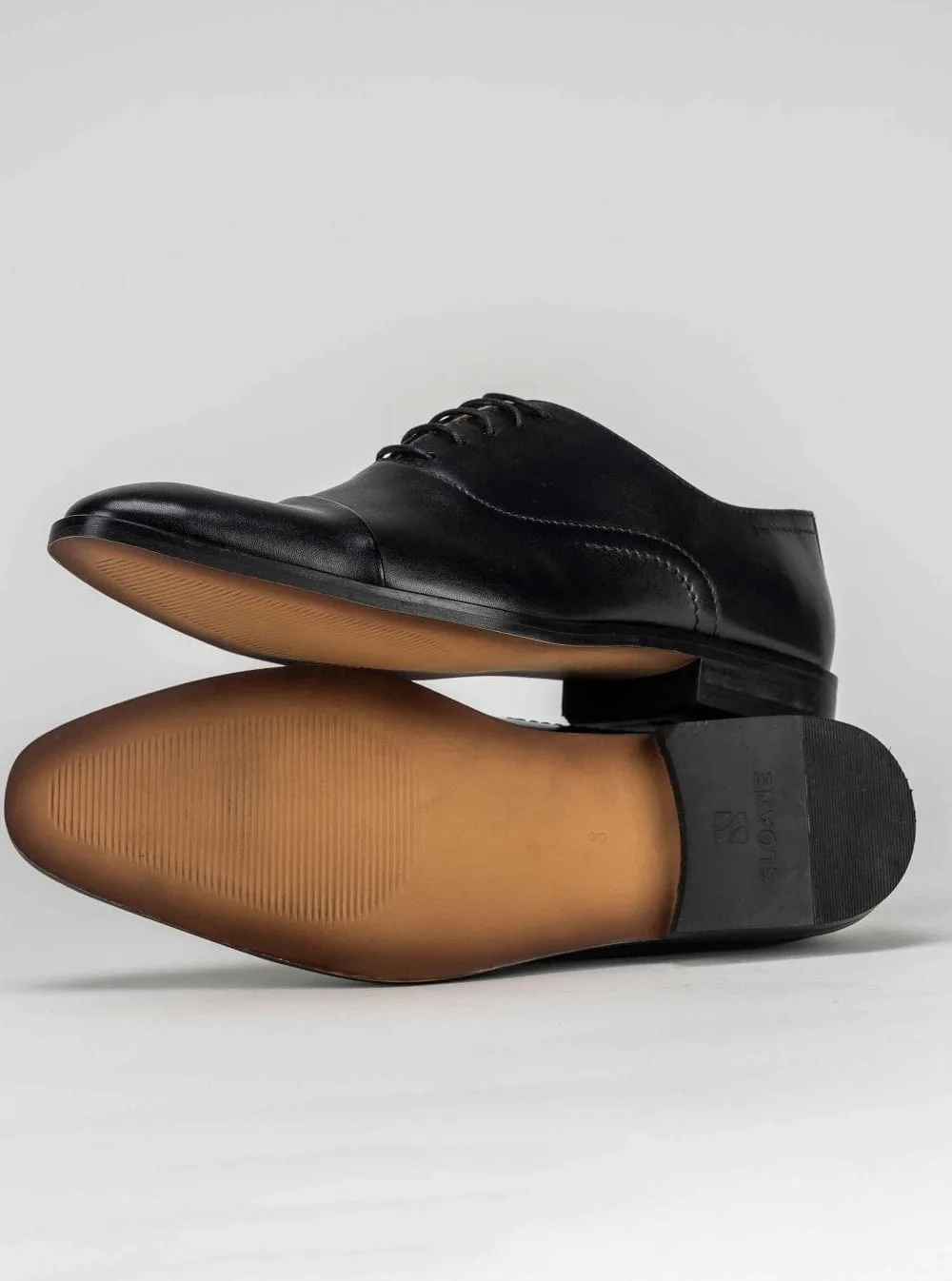 Garcia Oxford Shoe in Black