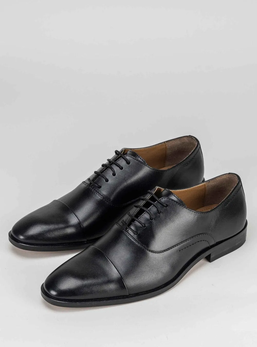 Garcia Oxford Shoe in Black