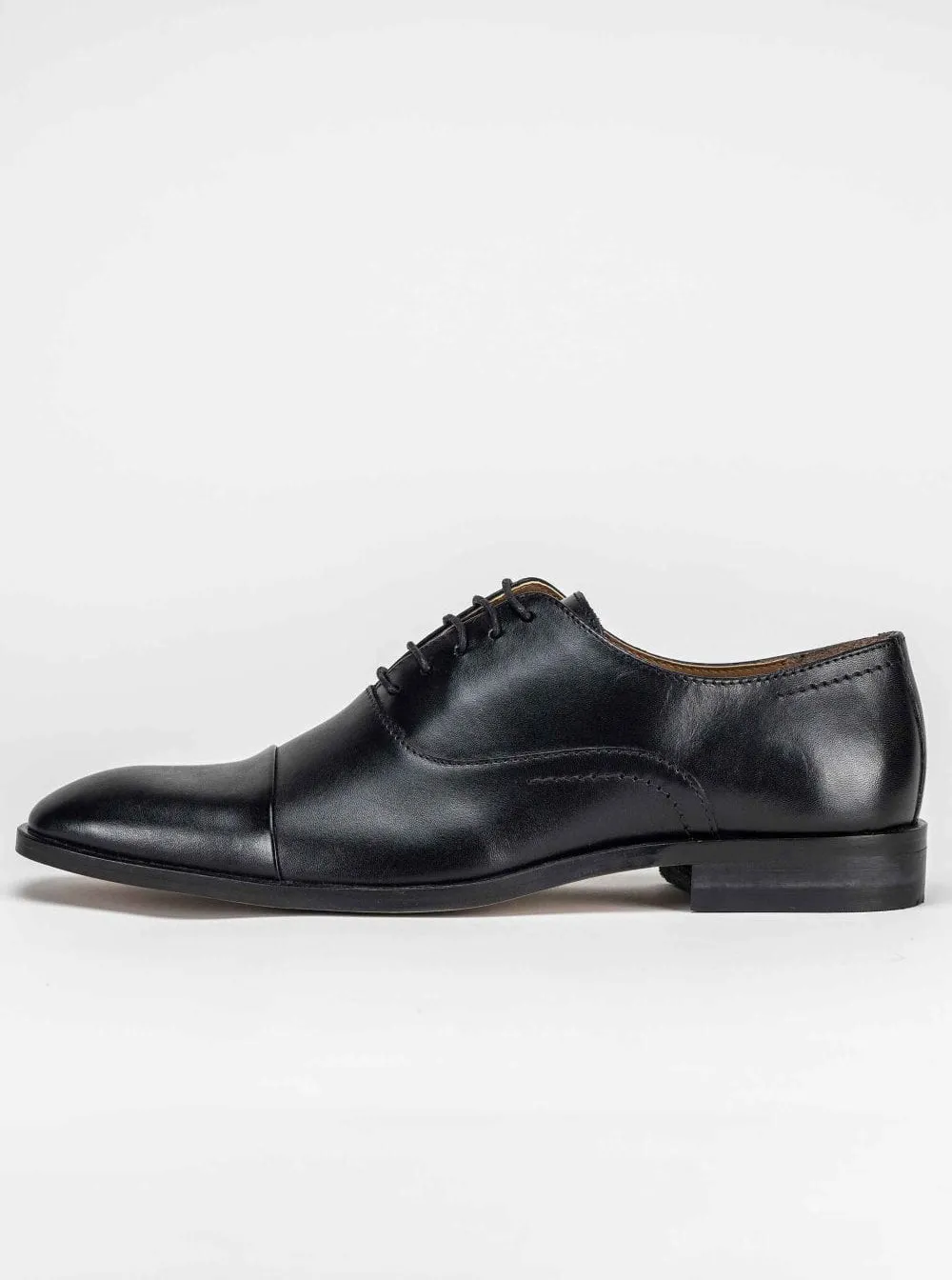 Garcia Oxford Shoe in Black
