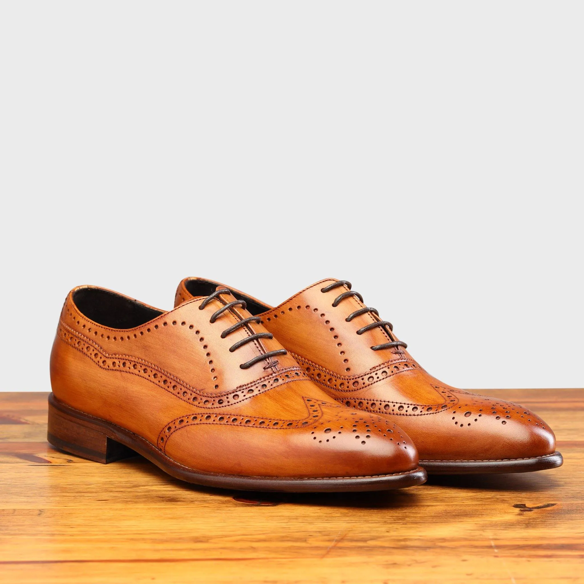 H742 Calzoleria Toscana Balmoral Wingtip