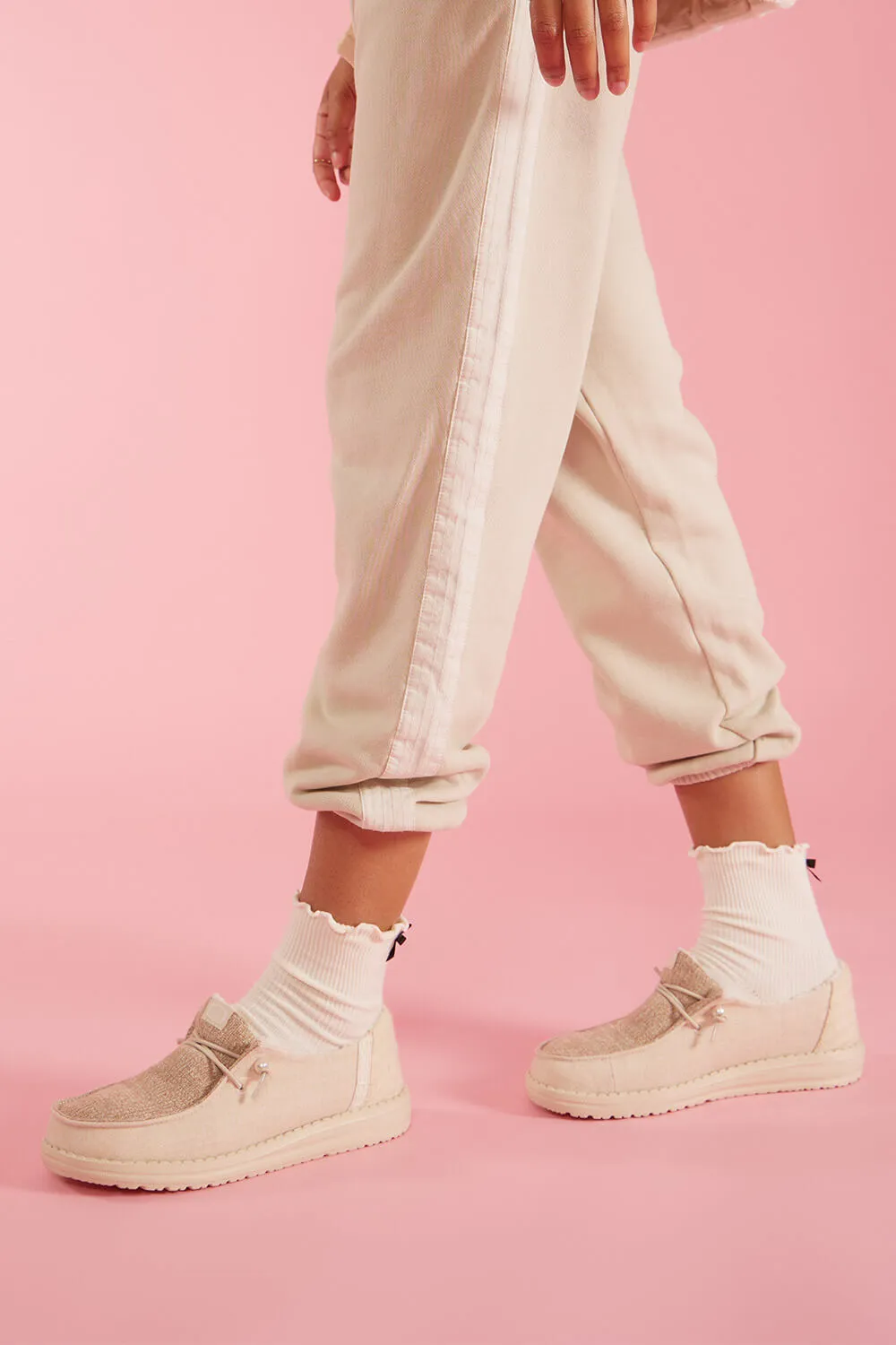 HEYDUDE Women’s Wendy Brushed Cozy Shoes in Ivory | 41918-105