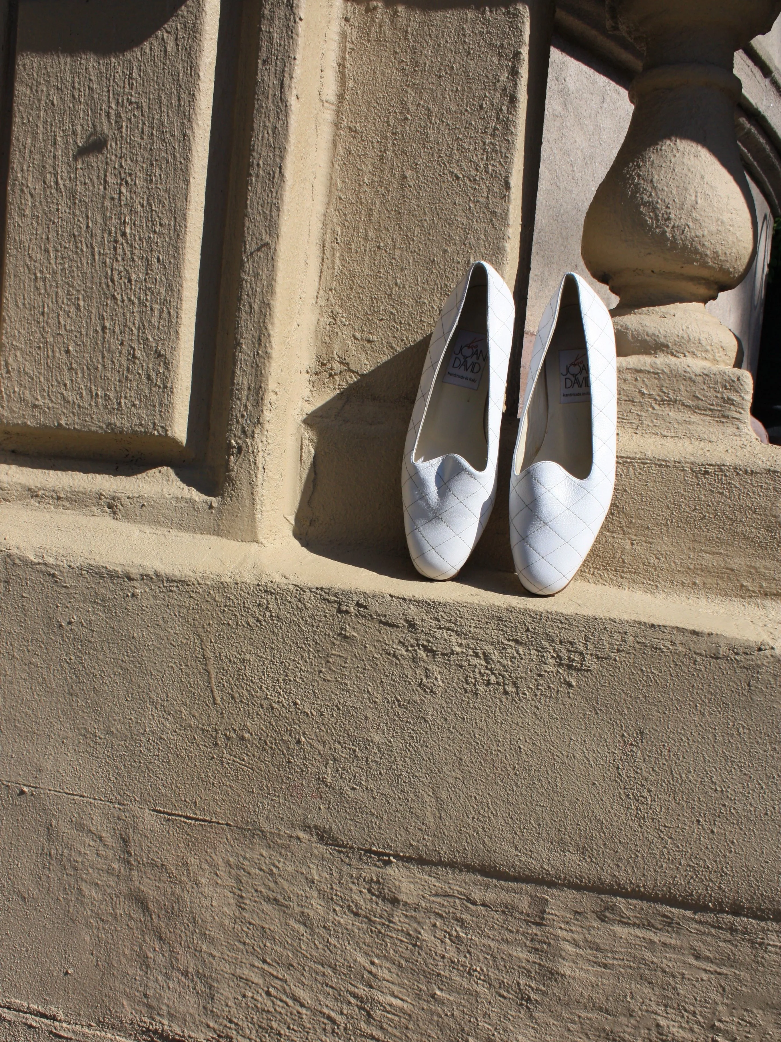Joan & David White Quilted Loafers (6.5)