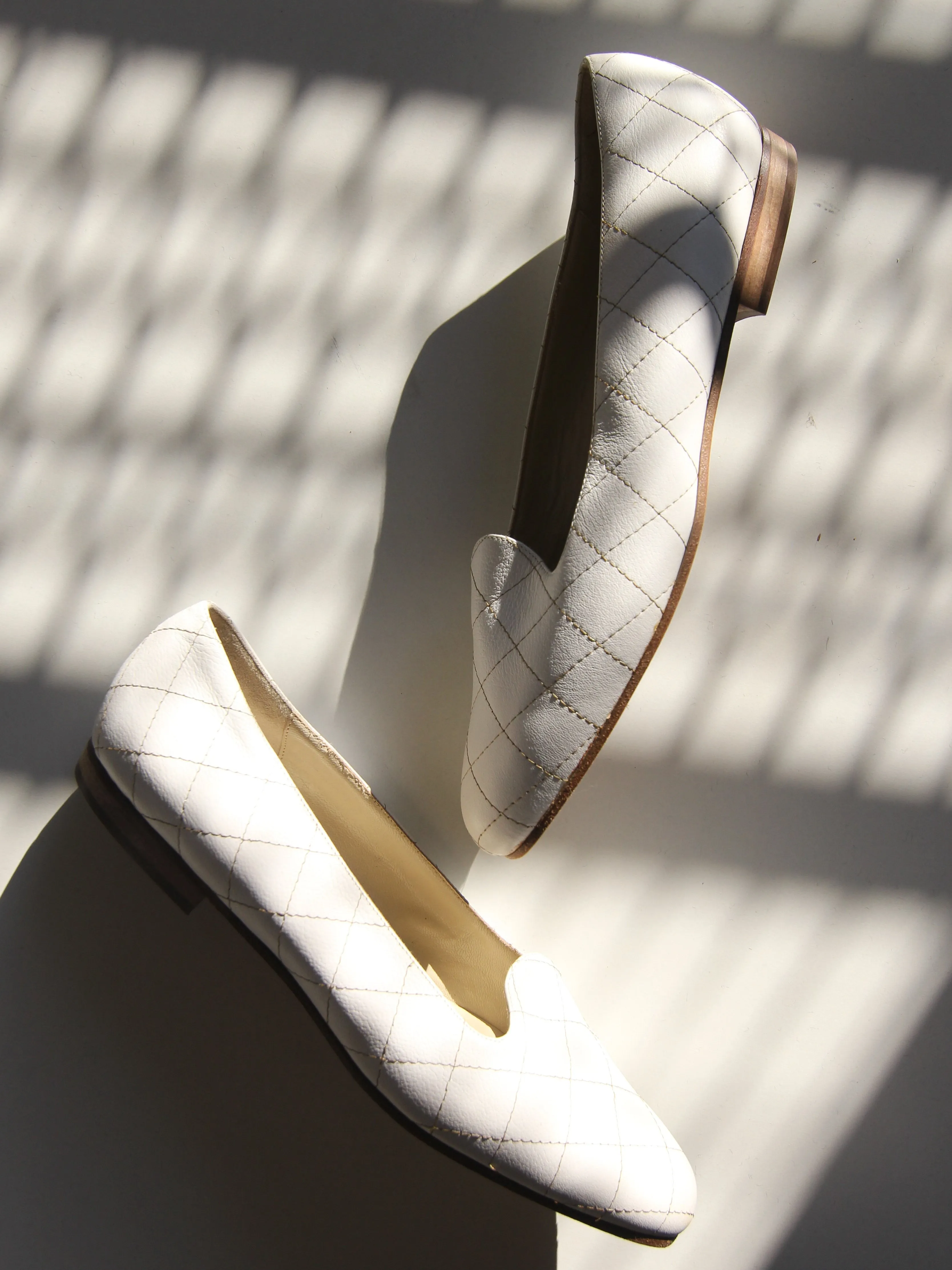 Joan & David White Quilted Loafers (6.5)