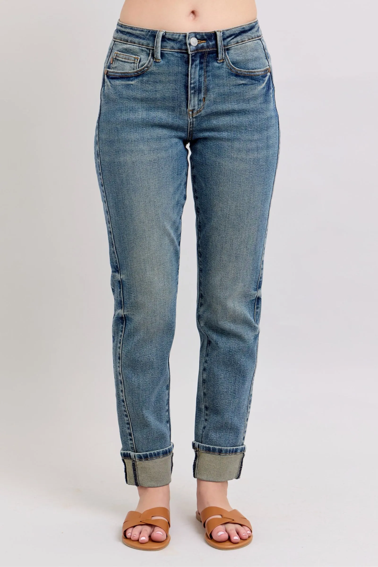 Judy Blue "Riley" Vintage Wash Cuffed Boyfriend Jean