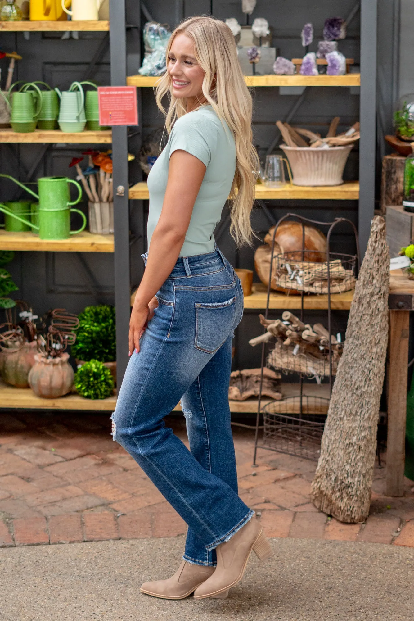 Kira High-Rise Slim Straight Jeans