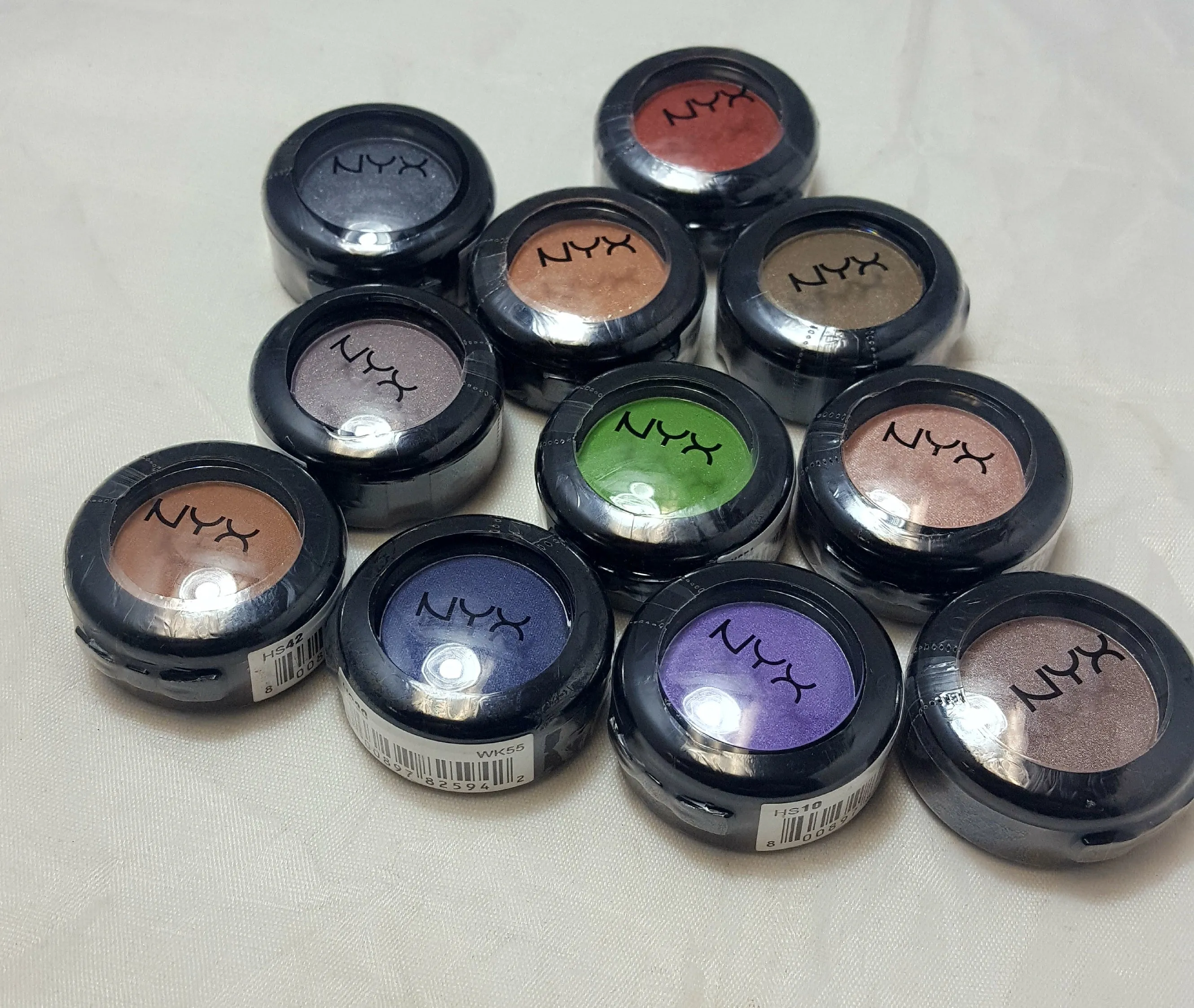 NYX Hot Singles EyeShadow