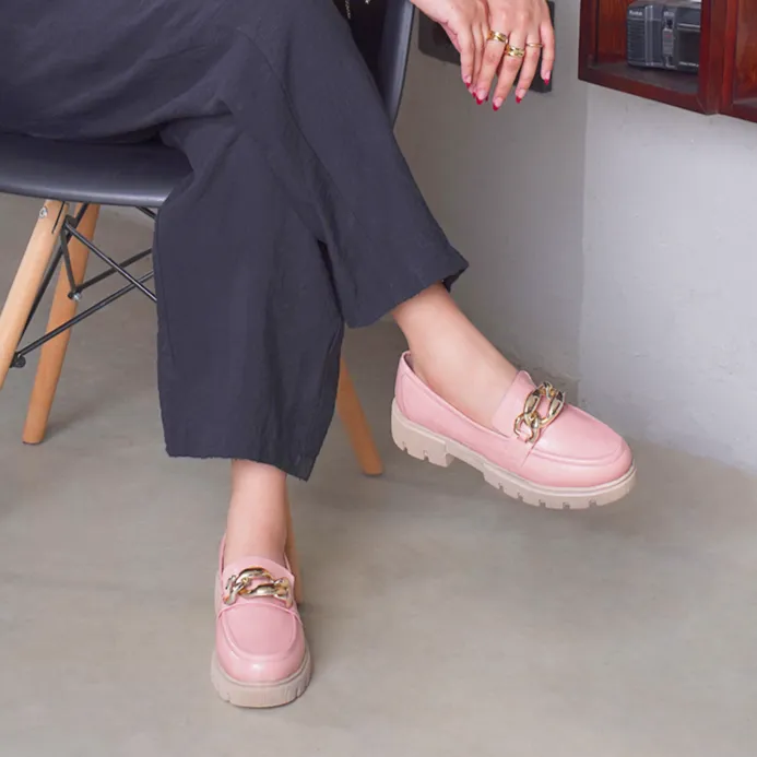 Plain Leather With Chain Moc Toe Platform Loafers - pink