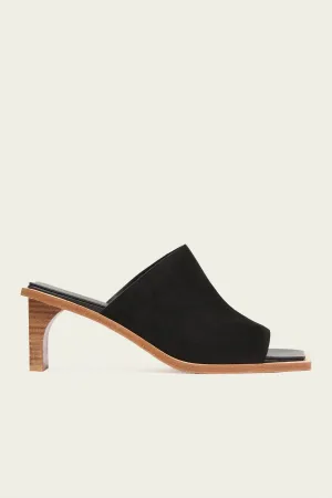 Raw Edge Heel in Black