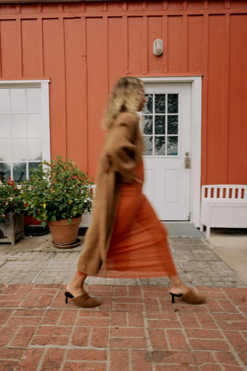 ROAM FUZZY HEEL COGNAC FAUX SHEARLING