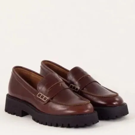 Sessun Barcelo Loafer Mogano