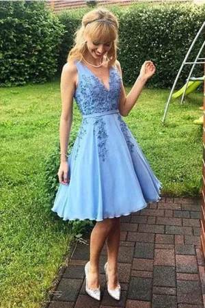 Simple Blue V-Neck Lace Cheap Short Homecoming Dresses With Lace Appliques OKC42