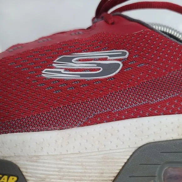 Skechers Men's Skech Air Extreme v2 Trident Shoes Size 10 232257/RDCC Red Gray