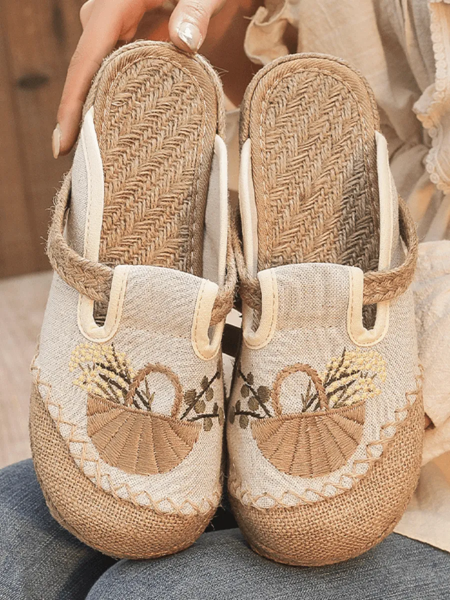 Summer Picnic Embroidered Linen Mule - Beige