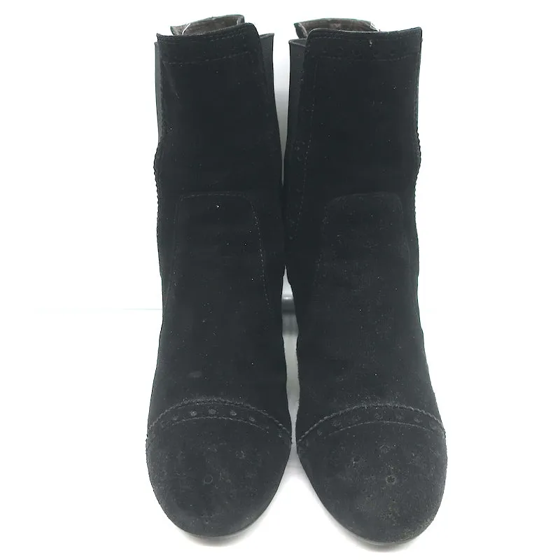 Tod's Wingtip Chelsea Boots Black Suede Size 39.5 High Heel Ankle Boots
