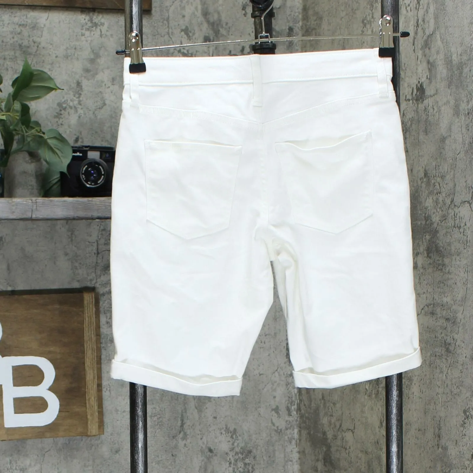 Universal Thread Women's High Rise Double Cuff Bermuda Jean Shorts White 0