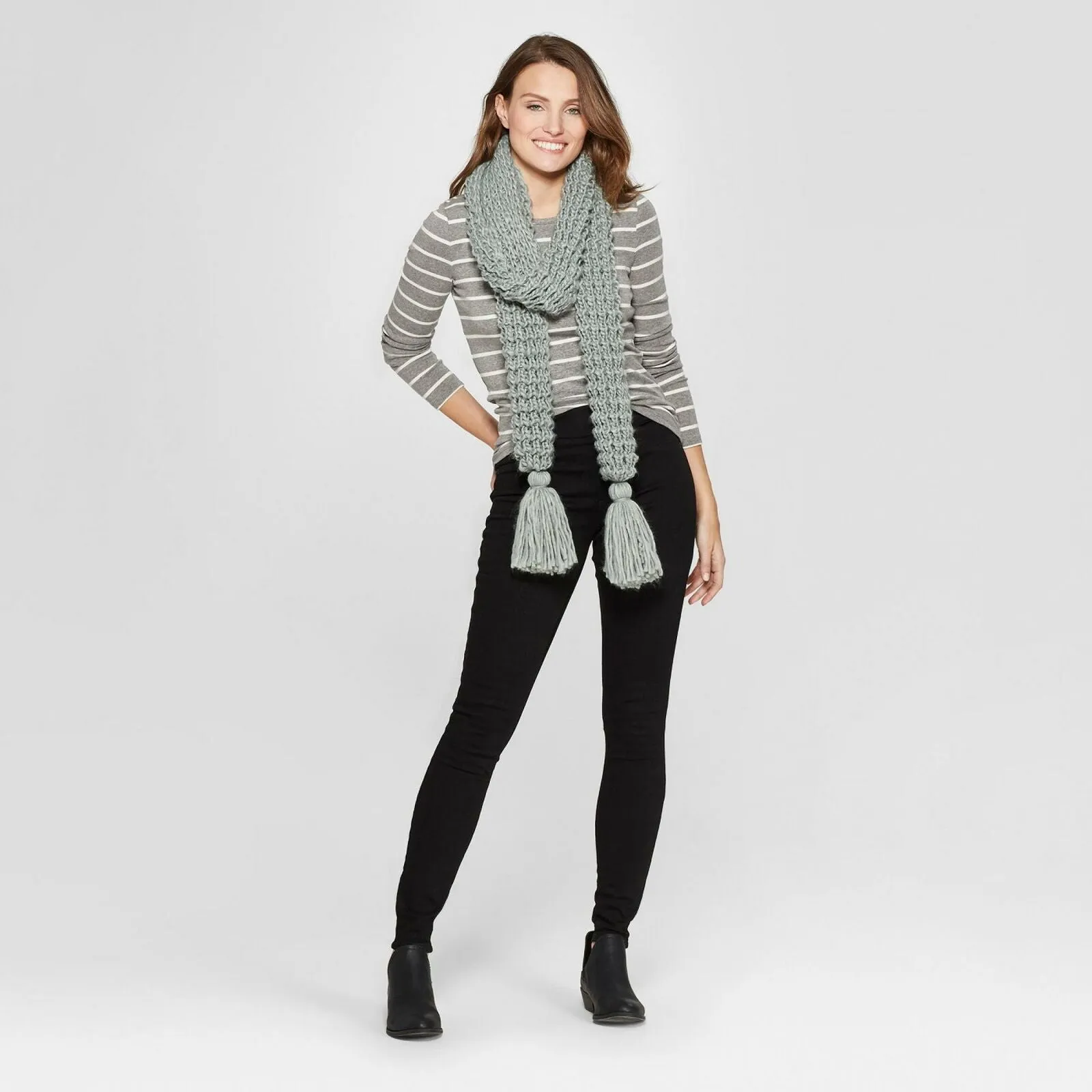 Universal Thread Women's High Rise Pull On Jeggings