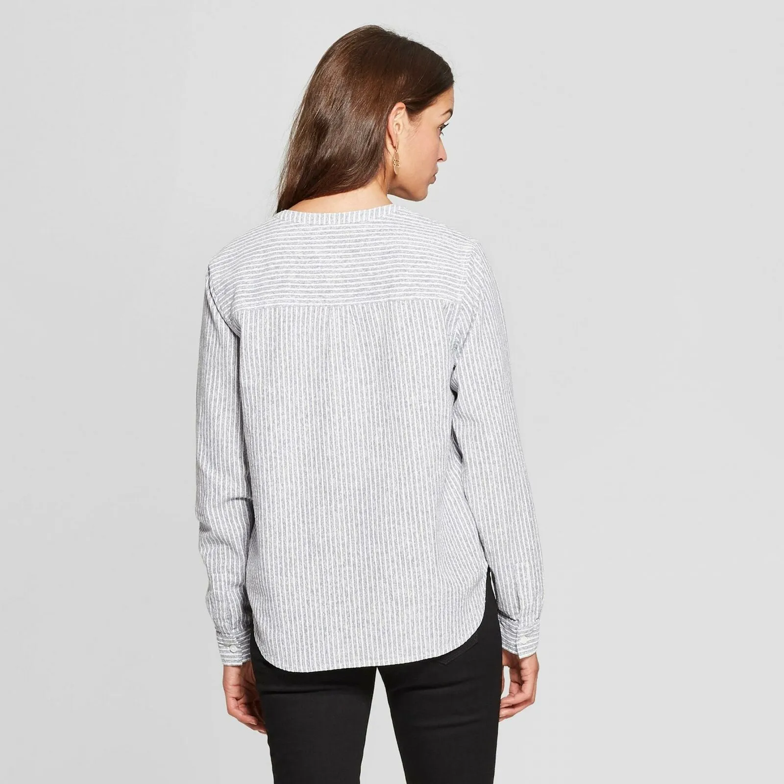 Universal Thread Women's Long Sleeve Half Button Down Shirt