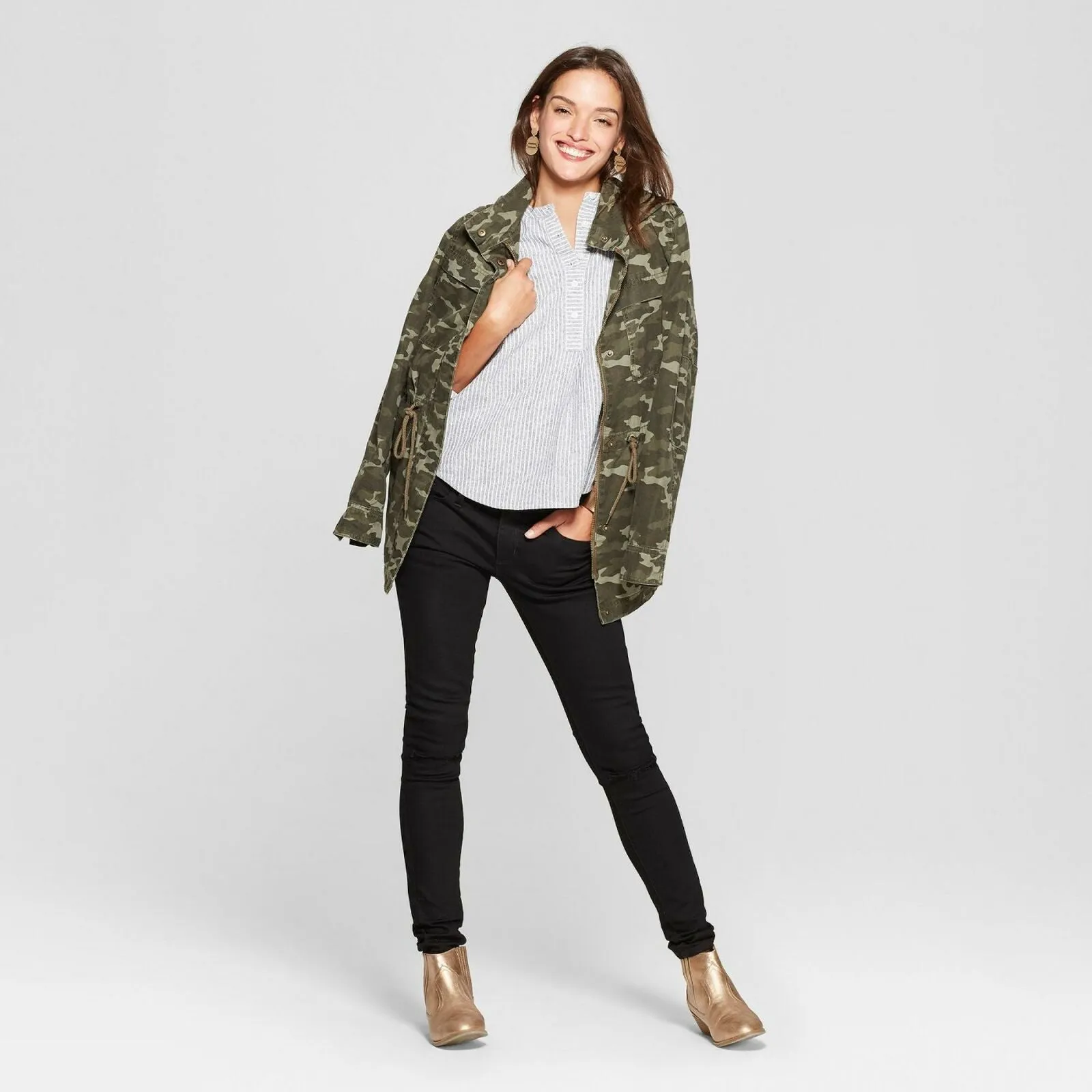 Universal Thread Women's Long Sleeve Half Button Down Shirt