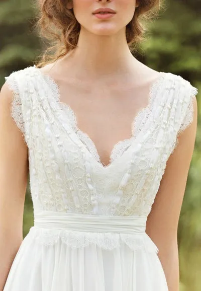 White Simple V-neck Floor-length Chiffon Lace Wedding Dresses Bridal Dress, SW218