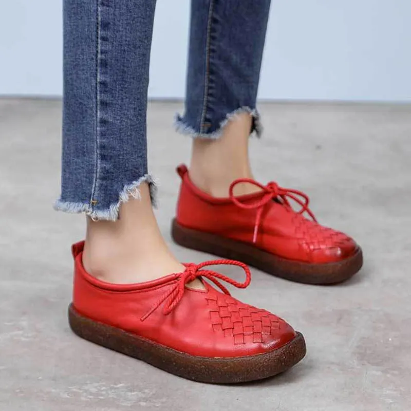 Women's Casual Leather Flat Shoes Soft Sole Woven Shoes