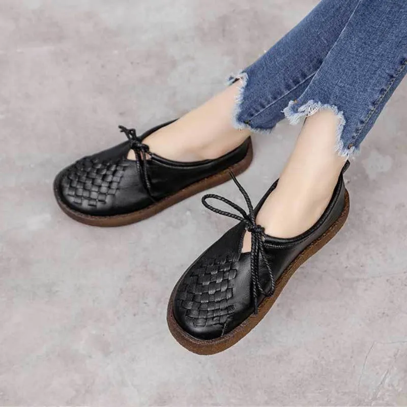 Women's Casual Leather Flat Shoes Soft Sole Woven Shoes