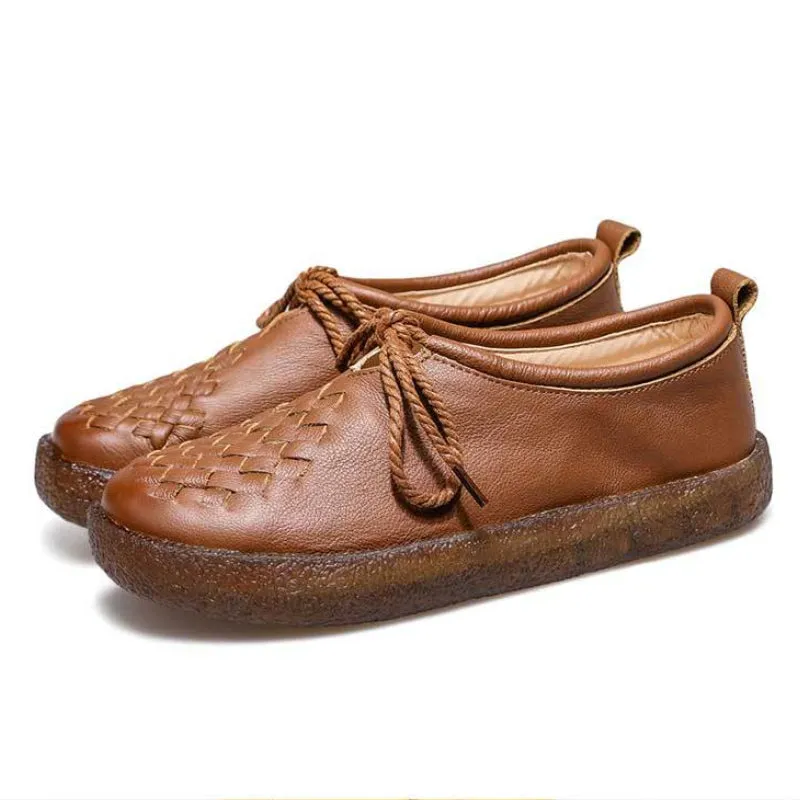Women's Casual Leather Flat Shoes Soft Sole Woven Shoes