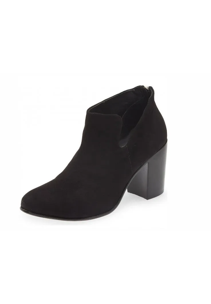 WOMEN'S CHOCOLAT BLU Briggs Black Suede BOOTIE